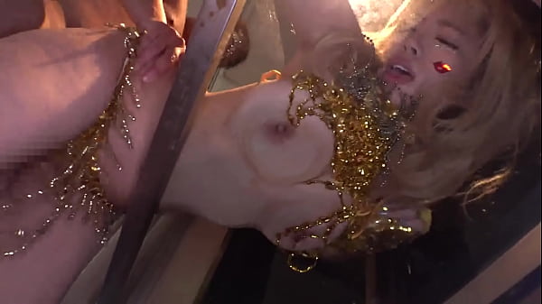 第 2 部分 搭讪跳桑巴舞太色情的妹子！她们的眼睛都盯着从网里溢出的屁股！巨乳随着每次抽插而疯狂！深夜中出狂欢开始了！